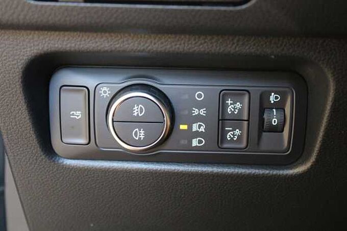 Ford Ranger Wildtrak 3.0 DoKa,EL.ROLLO/iACC/AHK/1,99%