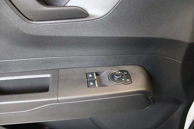 Ford Transit Courier BEV Trend, PDC/KAMERA/HOLZBODEN