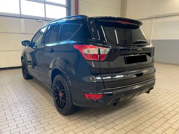 Ford Kuga ST-Line 1.5l Auto. 4x4*BI-XENON*NAVI*KAMERA