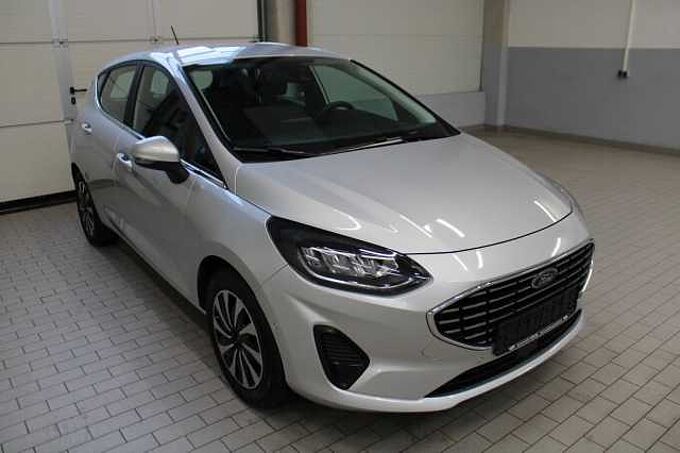 Ford Fiesta Titanium 1.0l MHEV/KAMERA/SHZ/LED/AHK/