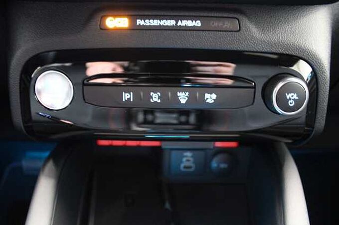 Ford Kuga 2.5l FHEV ST-Line, KAMERA/NAVI/LED