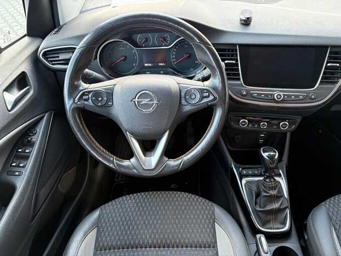 Opel Crossland X 1.2l Turbo/NAVI/KAMERA/PDC/CARPLAY/