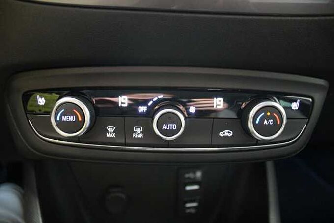 Opel Crossland X 1.2l Turbo/NAVI/KAMERA/PDC/CARPLAY/