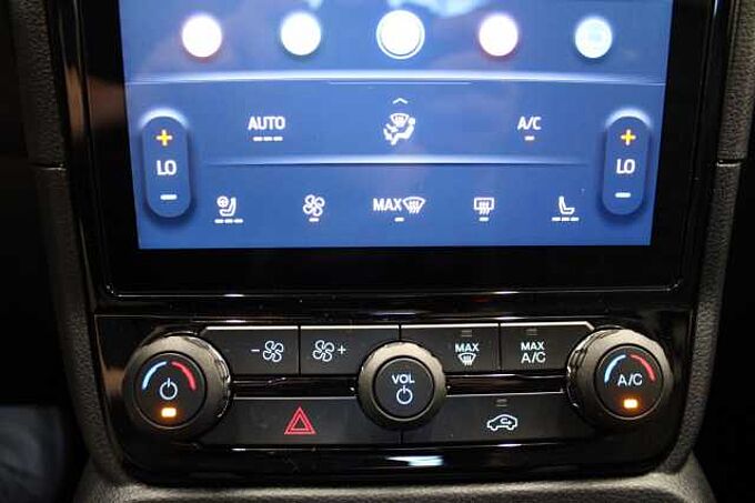 Ford Ranger Platinum DoKa 3.0 Auto, EL.ROLLO/AHK/iACC
