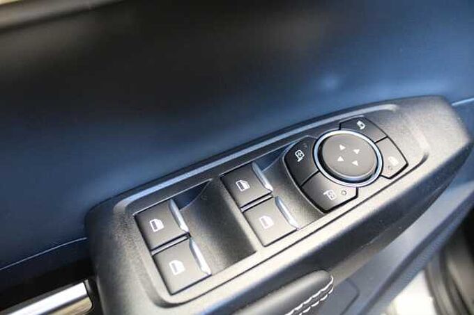 Ford Ranger Platinum DoKa 3.0 Auto, EL.ROLLO/AHK/iACC