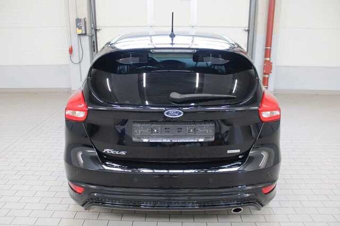 Ford Focus Lim. ST-Line 1.5l/NAVI/KAMERA/SHZ/PDC/TEMP