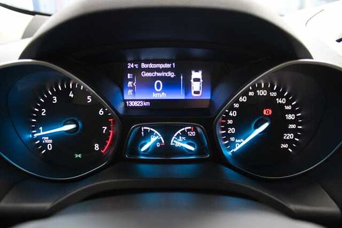 Ford Kuga Cool & Connect 1.5l/NAVI/AHK/PDC/LMR/SHZ/