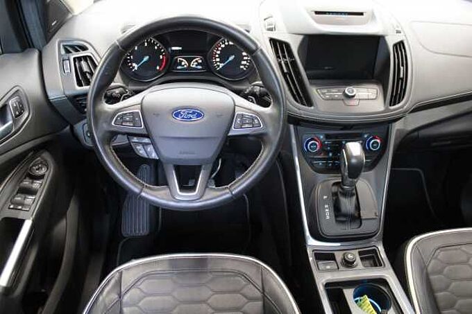 Ford Kuga Vignale 2.0l Auto. /ACC/KAMERA/PANO/MEMORY/