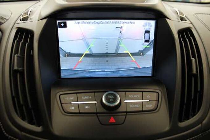 Ford Kuga Vignale 2.0l Auto. /ACC/KAMERA/PANO/MEMORY/