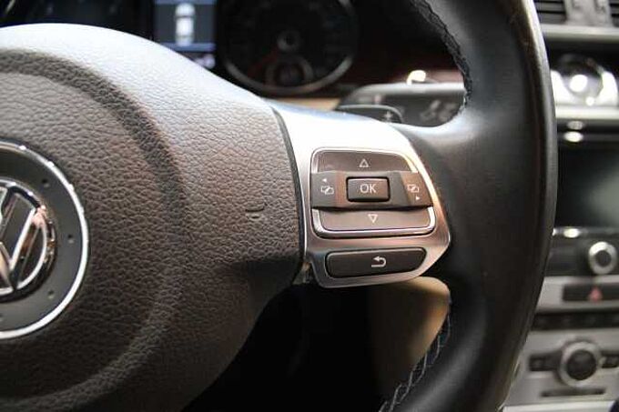 Volkswagen CC 2.0l TDI 4Motion Auto./R-LINE/NAVI/ACC/AHK/