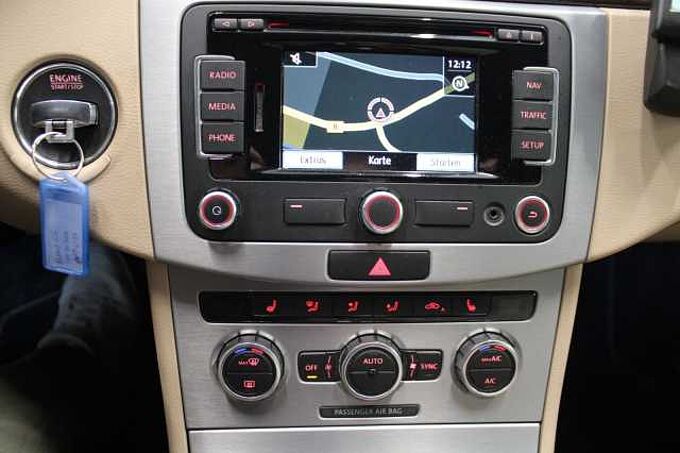 Volkswagen CC 2.0l TDI 4Motion Auto./R-LINE/NAVI/ACC/AHK/