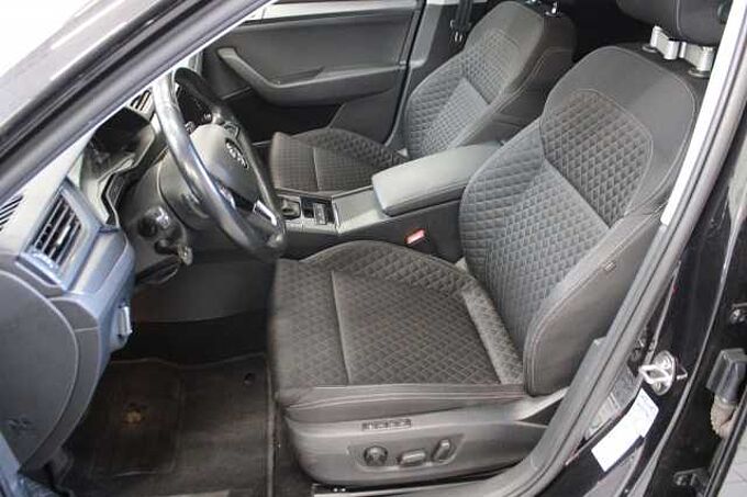 SKODA Superb Combi Style 2.0l TDI Auto./NAVI/ACC/AHK