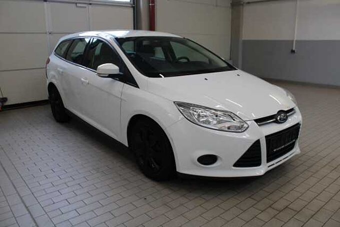 Ford Focus Turnier Trend 1.6l TDCI/AHK/KLIMA/RADIO