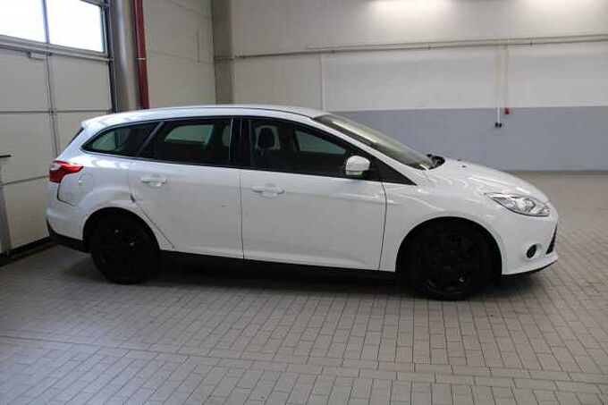 Ford Focus Turnier Trend 1.6l TDCI/AHK/KLIMA/RADIO