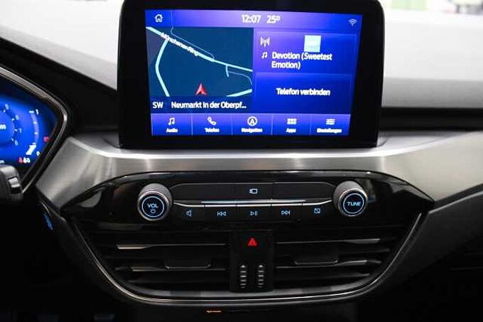 Ford Kuga Titanium 1.5l EcoBoost/ACC/NAVI/KAMERA/LED/