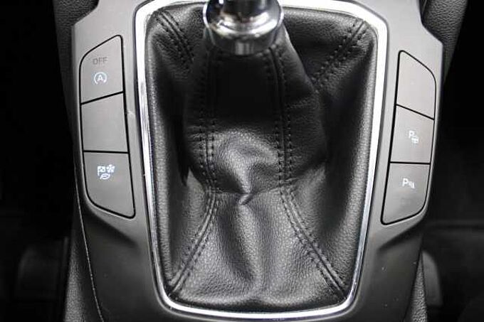 Ford Kuga Titanium 1.5l EcoBoost/ACC/NAVI/KAMERA/LED/