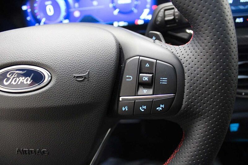 Ford Focus Turnier 1.0 Aut. ST-Line X, PANORAMA/B&O