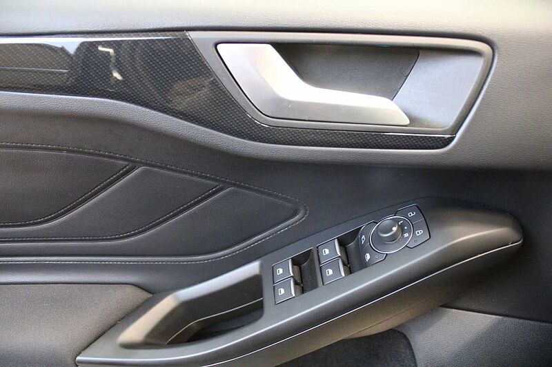 Ford Focus Turnier 1.0 Aut. ST-Line X, PANORAMA/B&O