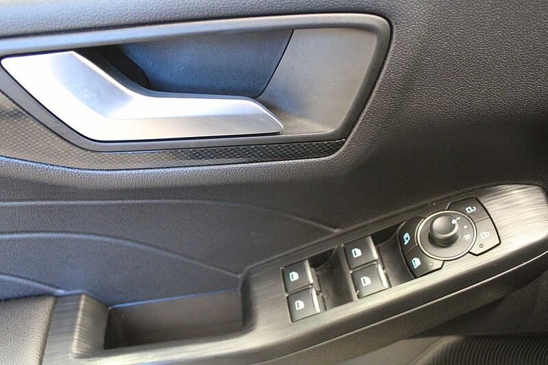 Ford Kuga Plug-in-Hybrid ST-Line X, NAVI/iACC/KAMERA