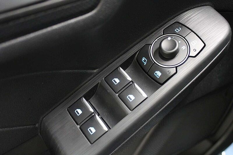 Ford Kuga Plug-in-Hybrid ST-Line X, NAVI/iACC/HEAD-UP