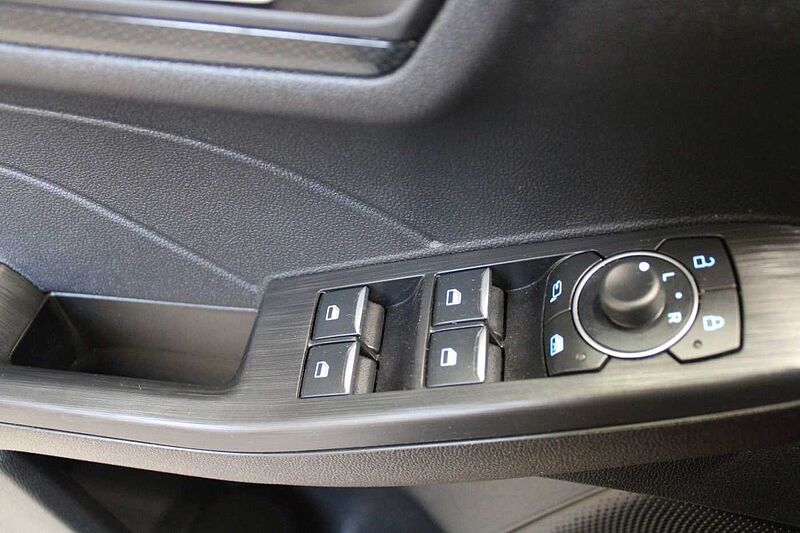 Ford Kuga Plug-in-Hybrid ST-Line X, NAVI/iACC/HEAD-UP