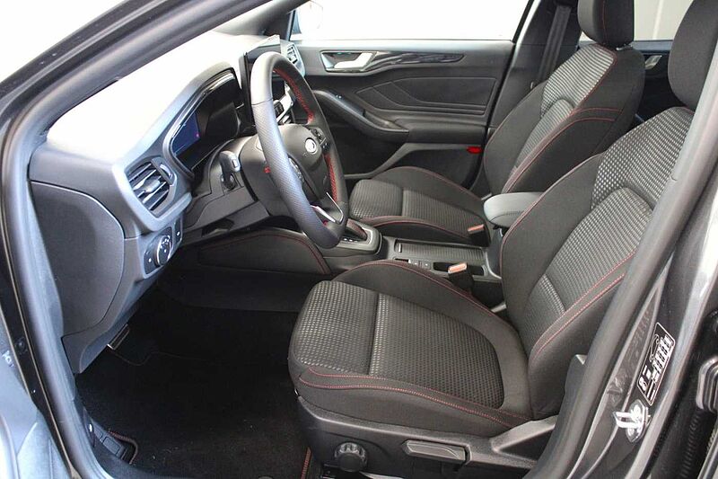 Ford Focus Turnier 1.0 Aut. ST-Line X, AHK/PANORAMA