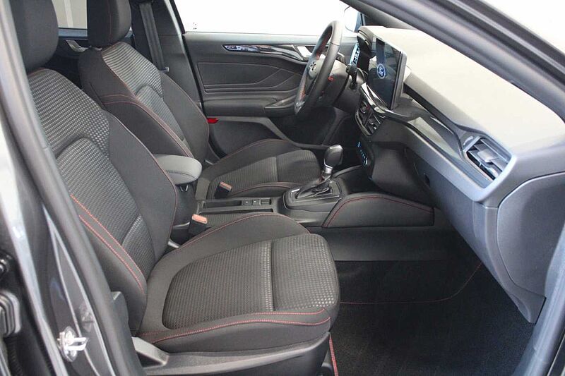 Ford Focus Turnier 1.0 Aut. ST-Line X, AHK/PANORAMA