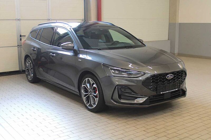 Ford Focus Turnier 1.0 Aut. ST-Line X, AHK/PANORAMA