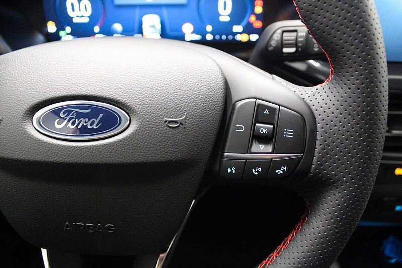 Ford Focus Turnier 1.0 Aut. ST-Line X, PANORAMA/LMR18