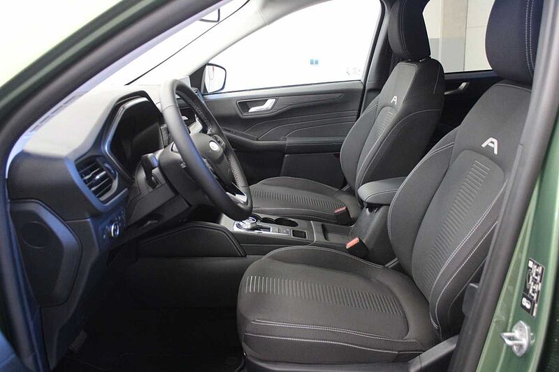 Ford Kuga 2.5l PHEV Active, KAMERA/NAVI/LED