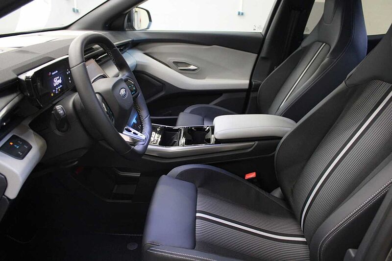 Ford Capri Extended Range 77kWh, LED/KAMERA/iACC