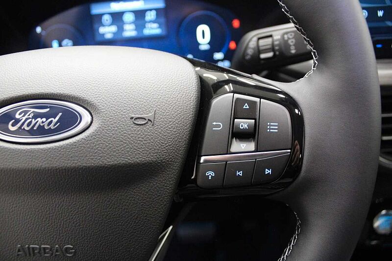 Ford Kuga 2.5l PHEV Active, KAMERA/NAVI/LED