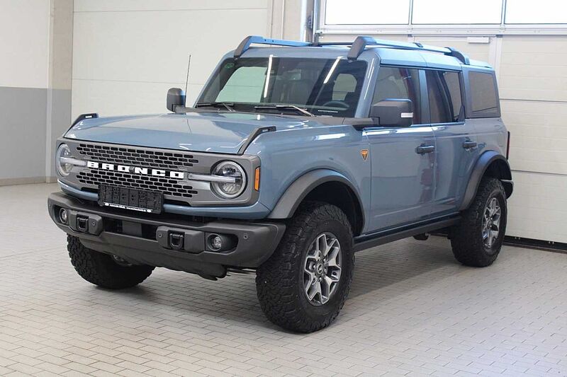 Ford Bronco Badlands 2.7 V6 e-4WD First Edition, NAVI