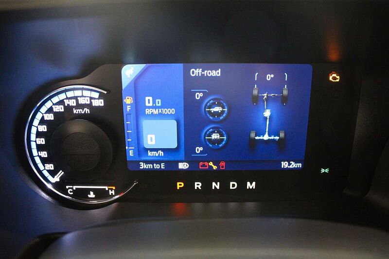 Ford Bronco Badlands 2.7 V6 e-4WD First Edition, NAVI