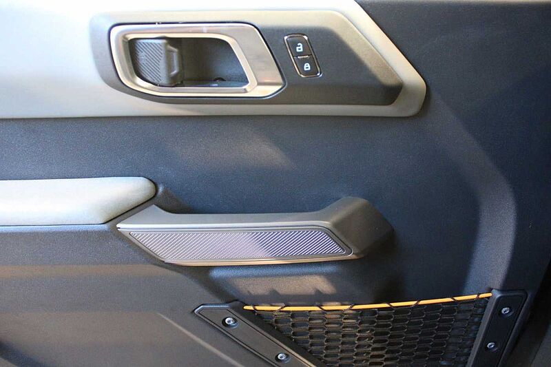 Ford Bronco Badlands 2.7 V6 e-4WD First Edition, NAVI