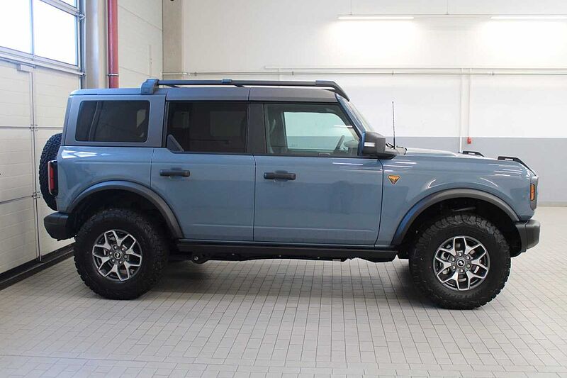 Ford Bronco Badlands 2.7 V6 e-4WD First Edition, NAVI