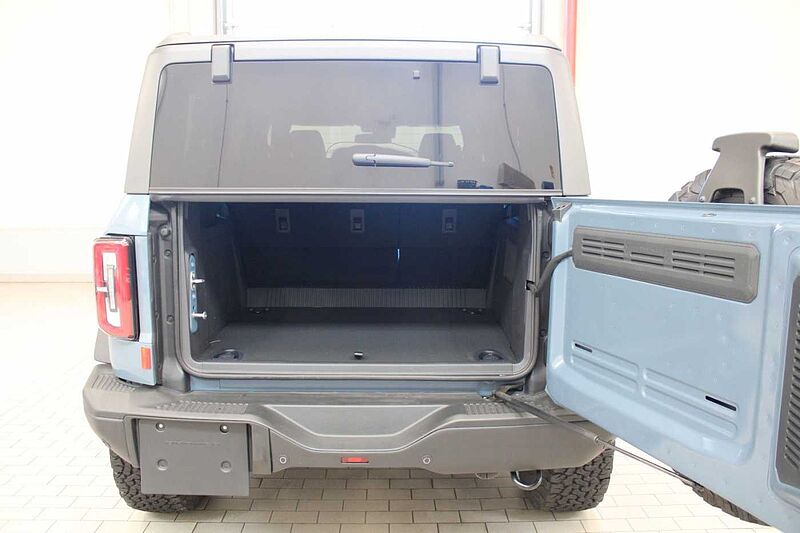 Ford Bronco Badlands 2.7 V6 e-4WD First Edition, NAVI