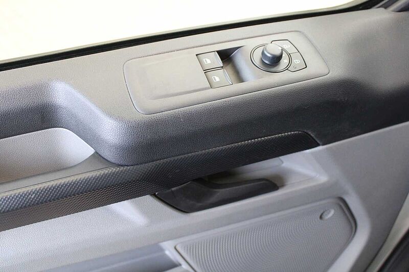 Ford Transit Custom Kasten DoKa Trend 320L2, LED/NAVI