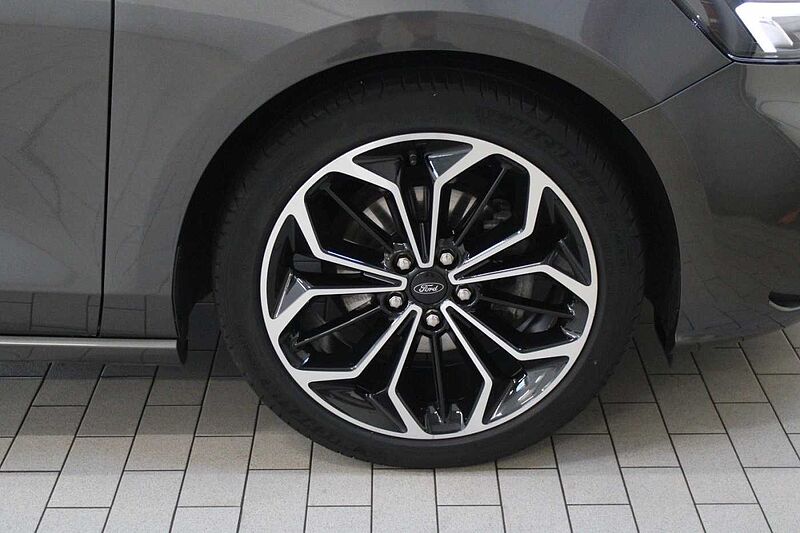 Ford Focus Lim. ST-Line 1.0l MHEV/LED/ACC/KAMERA/AHK/