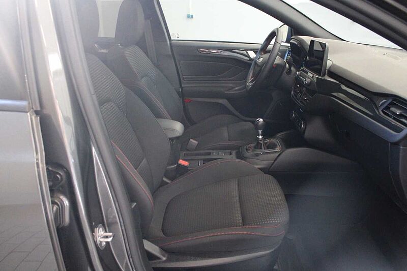 Ford Focus Lim. ST-Line 1.0l MHEV/LED/ACC/KAMERA/AHK/