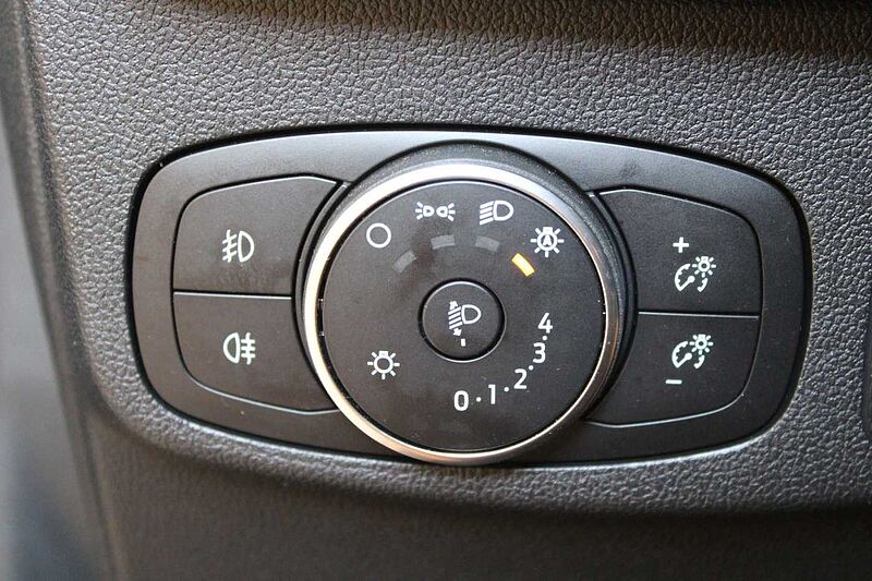 Ford Focus Lim. ST-Line 1.0l MHEV/LED/ACC/KAMERA/AHK/