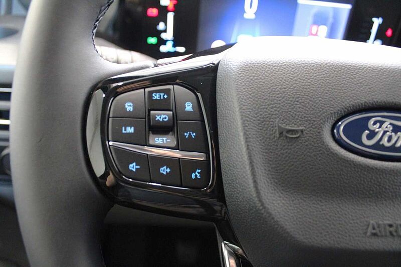 Ford Tourneo Custom Titanium 2.0 EcoBlue 320 L2, NAVI