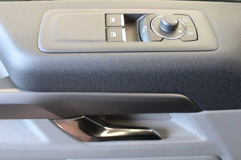 Ford Tourneo Custom Titanium 2.0 EcoBlue 320 L2, NAVI