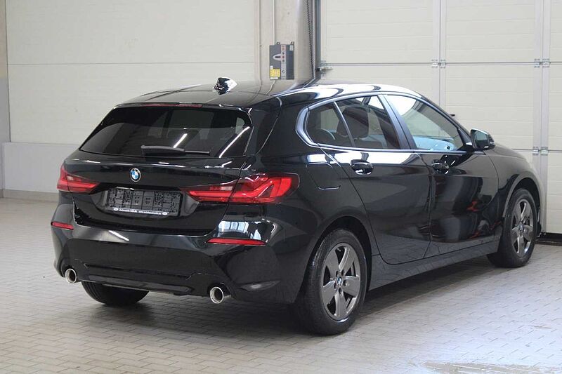 BMW 118 d Limo. Advantage /LED/LIVE-COCKPIT-PLUS/PDC/