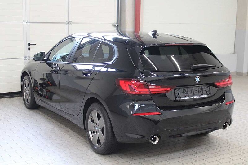 BMW 118 d Limo. Advantage /LED/LIVE-COCKPIT-PLUS/PDC/