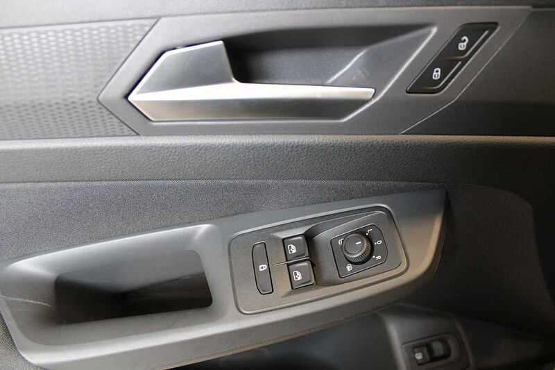 Ford Tourneo Connect L1 Titanium PHEV Auto. , LED/SHZ