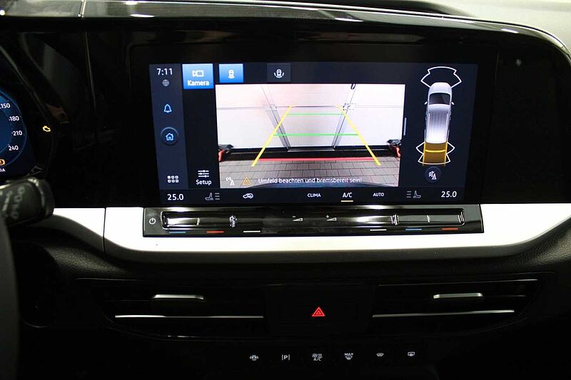 Ford Tourneo Connect L1 Titanium Auto. , LED/NAVI/SHZ