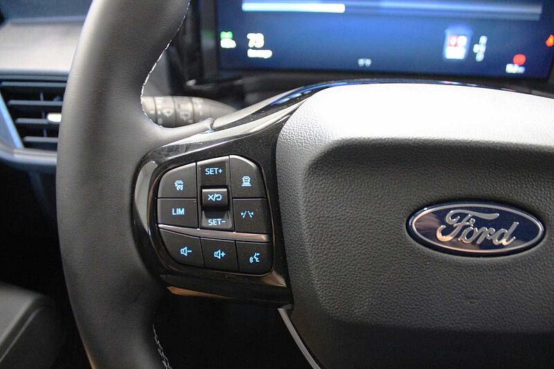 Ford Tourneo Courier Elektro Active, KAMERA/NAVI/LMR