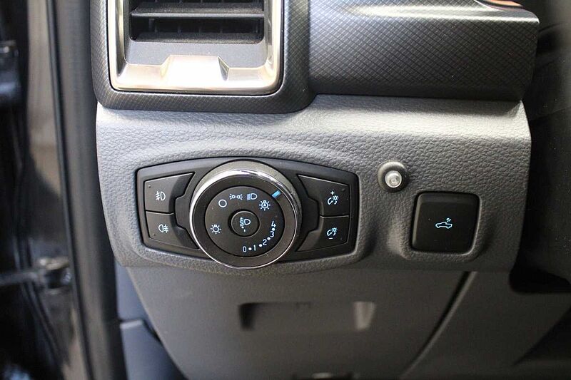 Ford Ranger Wildtrak DoKa 3.2l Auto. /ROLLO/ACC/STAND/