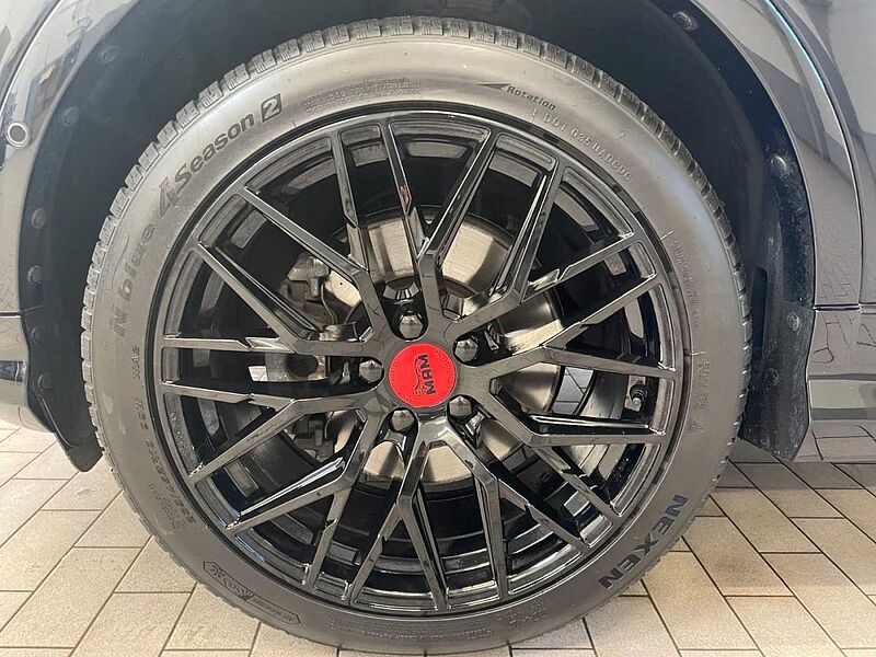 Ford Kuga ST-Line 1.5l Auto. 4x4*BI-XENON*NAVI*KAMERA